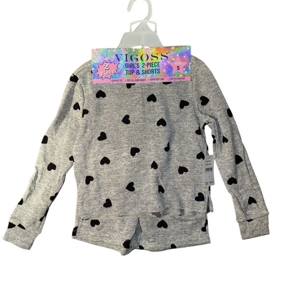 Vigoss Other - Vigoss Girls Soft Gray Heart Print 2 Piece Top & Shorts Knit Set